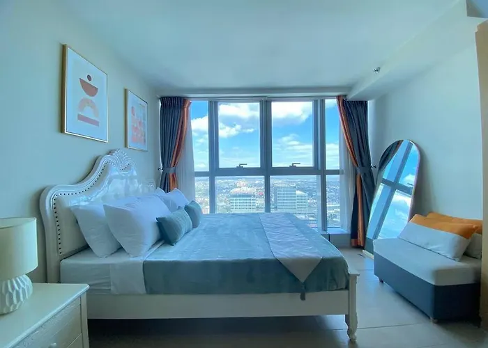 Bgc Skyline 2br With Parking In Uptown Bgc Apartment *