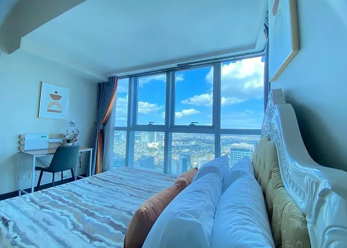 Bgc Skyline 2br With Parking In Uptown Bgc Apartment