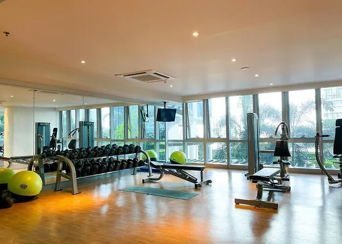 Apartment Bgc Skyline 2br With Parking In Uptown Bgc